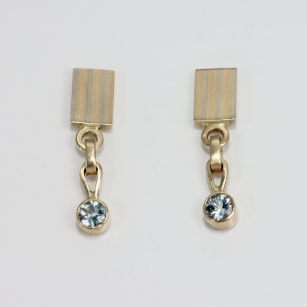 Gold Earrings with a Aquamarine