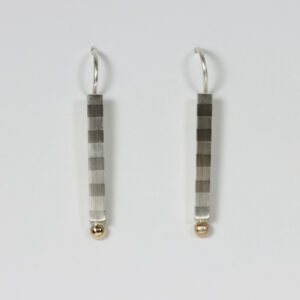 Narrow straight striped earring with a 14k gold balll