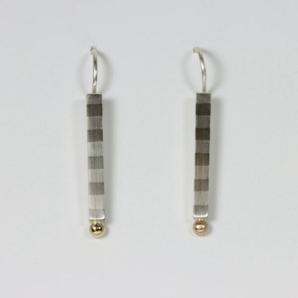 Narrow straight striped earring with a 14k gold balll