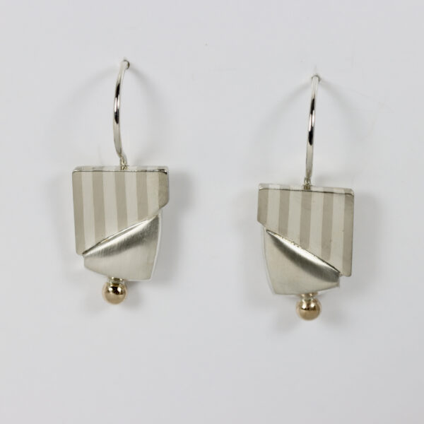 Striped and smooth dangle earring with a 14k gold ball.